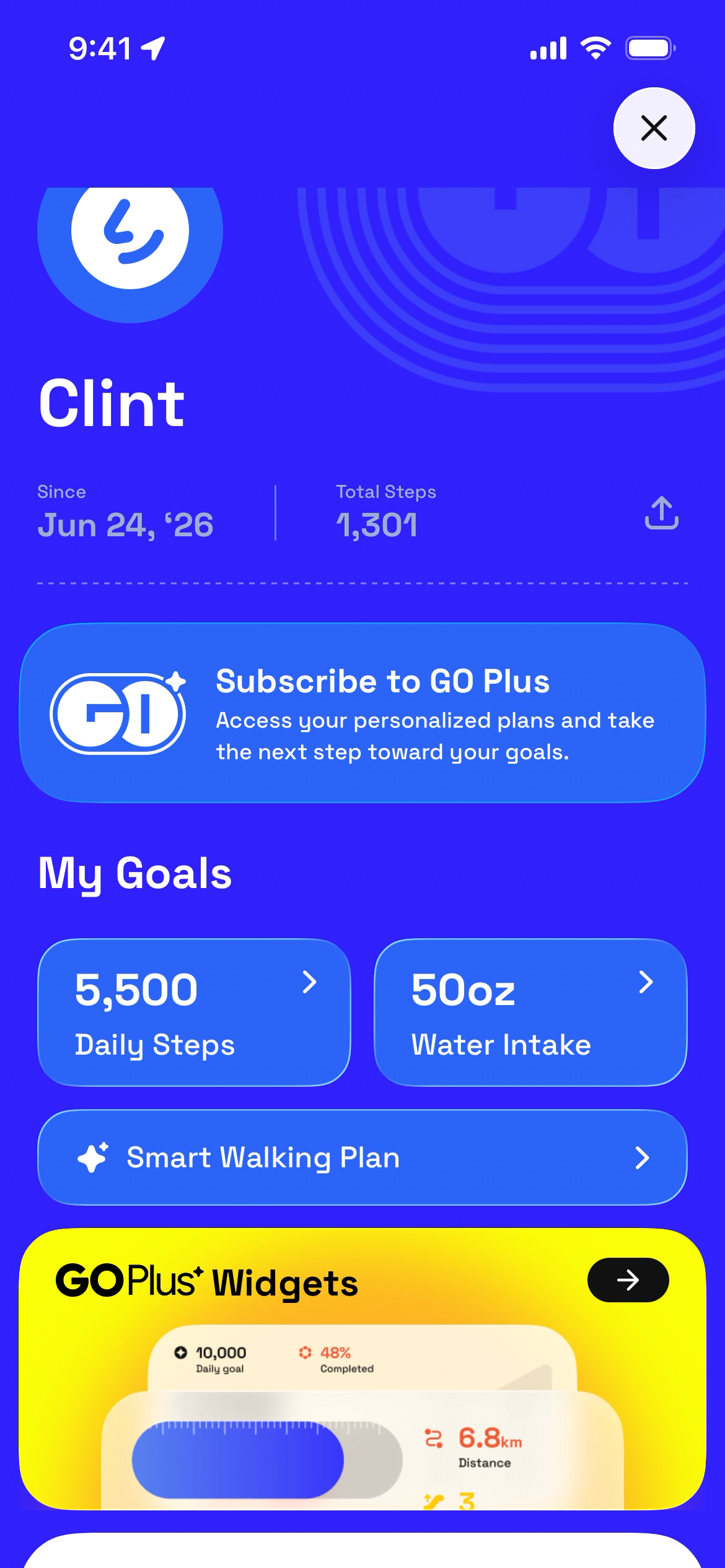 User profile screen showing steps and water intake goals.
