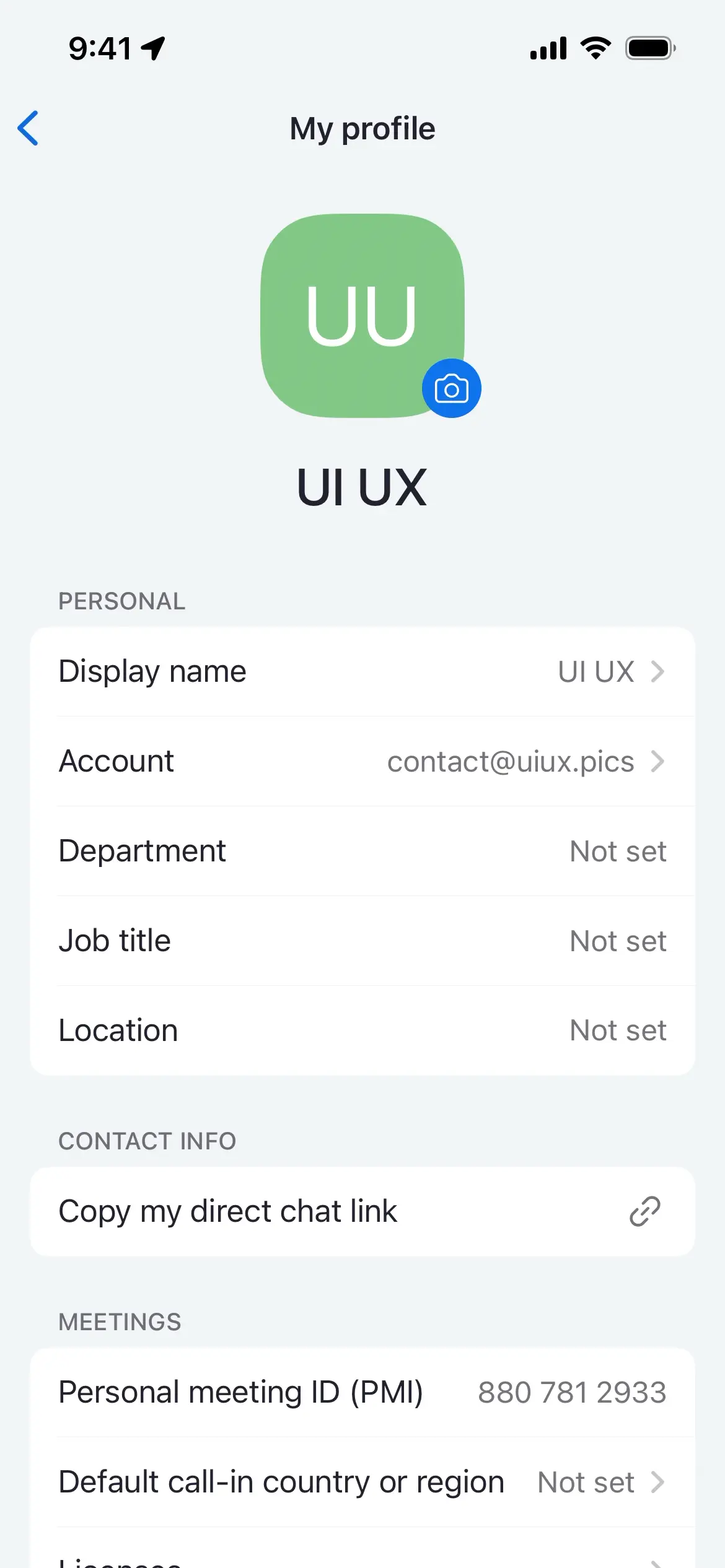 Profile screen with display name, contact info, and meeting details.