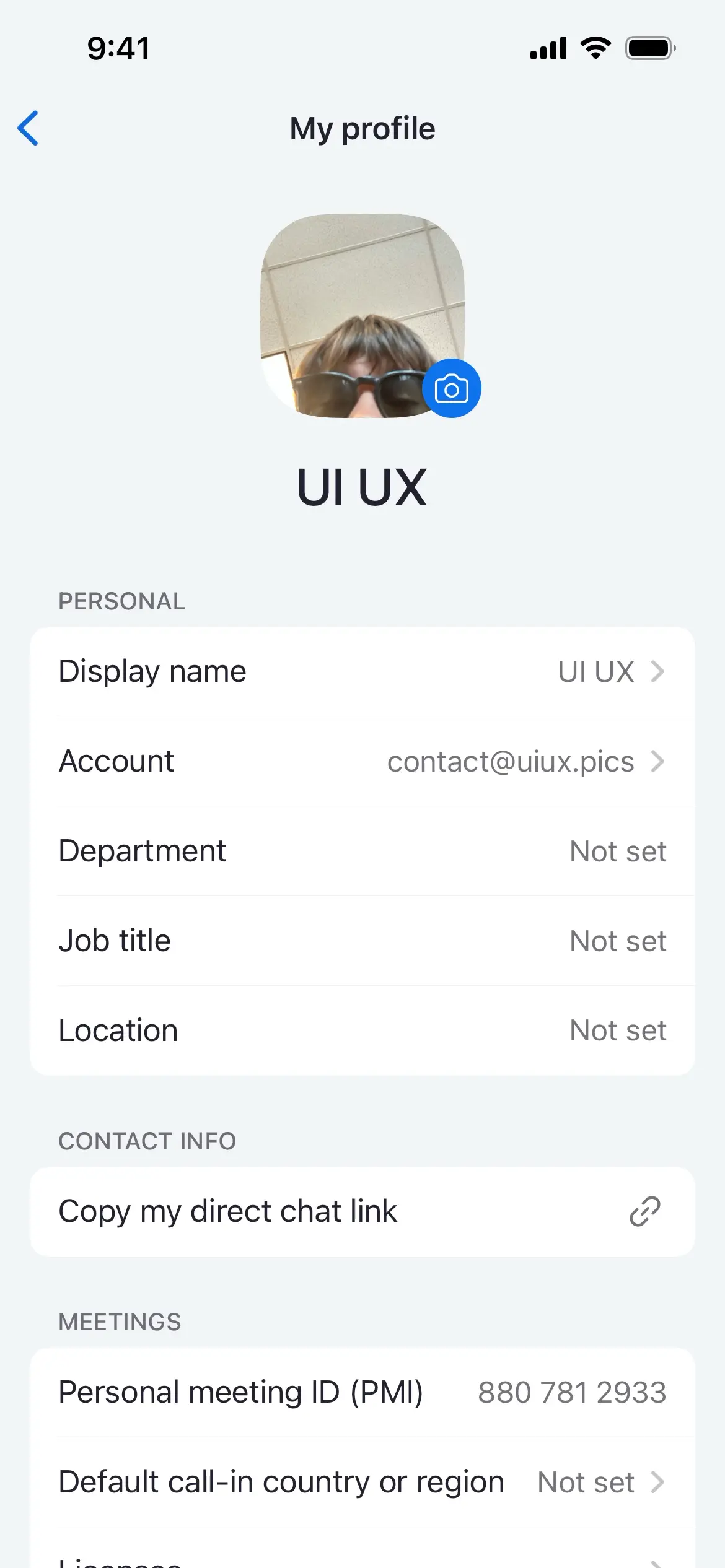 Profile screen showing personal information and meeting ID.